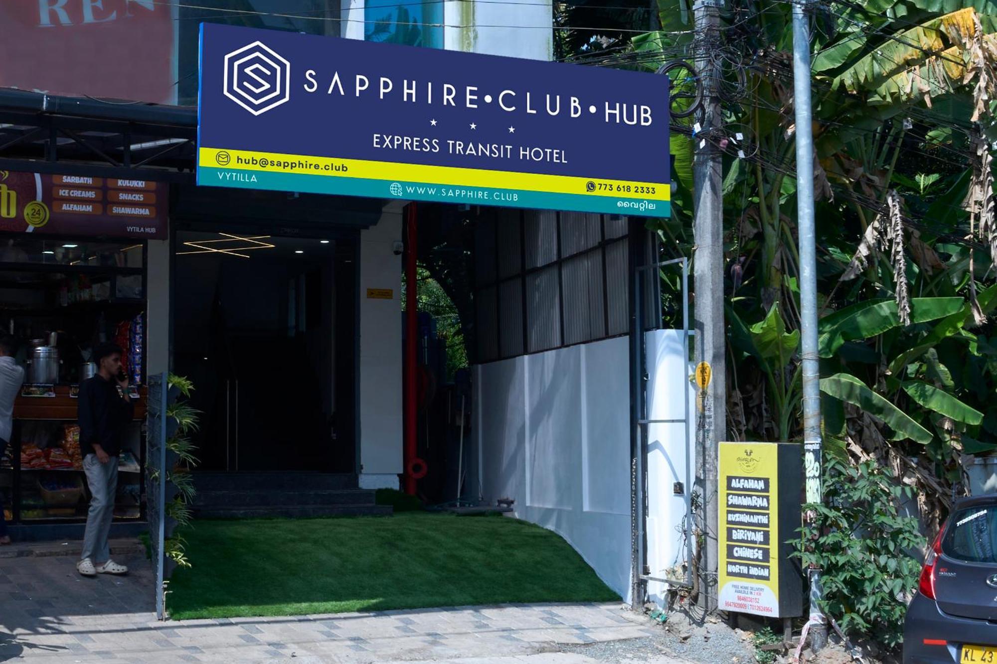 Sapphire Club Hub Hotel Kochi Exterior photo